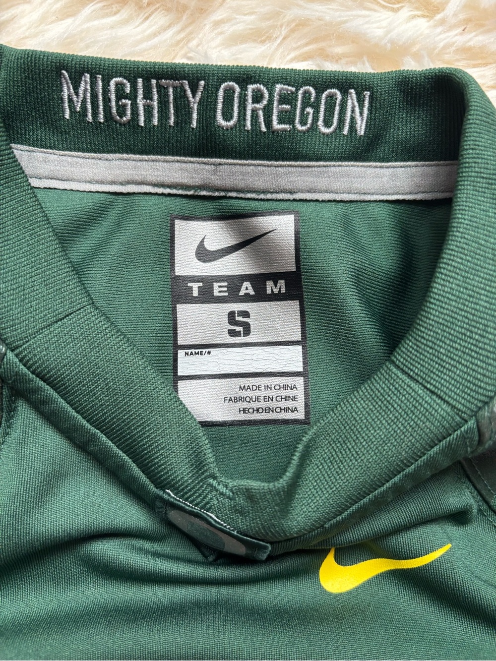 Nike Oregon Ducks #6 Football Jersey Youth Kids Size S 8/10 Green Mighty - Picture 3 of 6